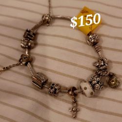 Pandora Original Color Silver $150  ( Guardada Hace Tres Años  )