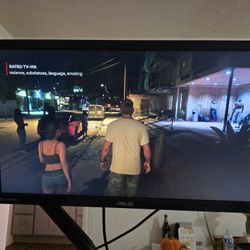 27" Samsung & ASUS Monitors w/ Arms