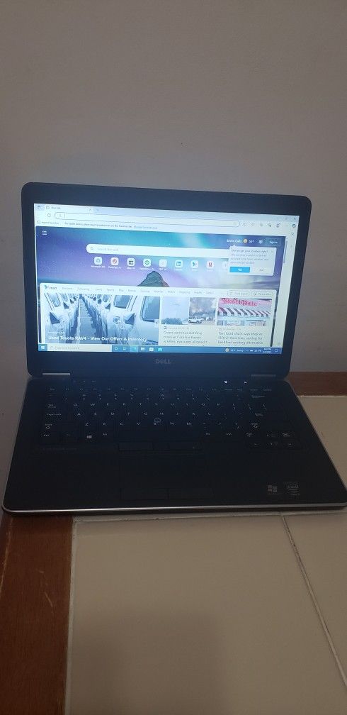 Dell Latitude E7440 Intel I5 2.50 GHz 256 SSD 8Gig Ram