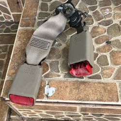 2003 Toyota 4Runner Buckle Seat Belt 