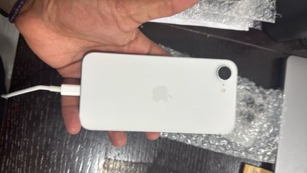 iPhone 16E factory unlocked 128 gb