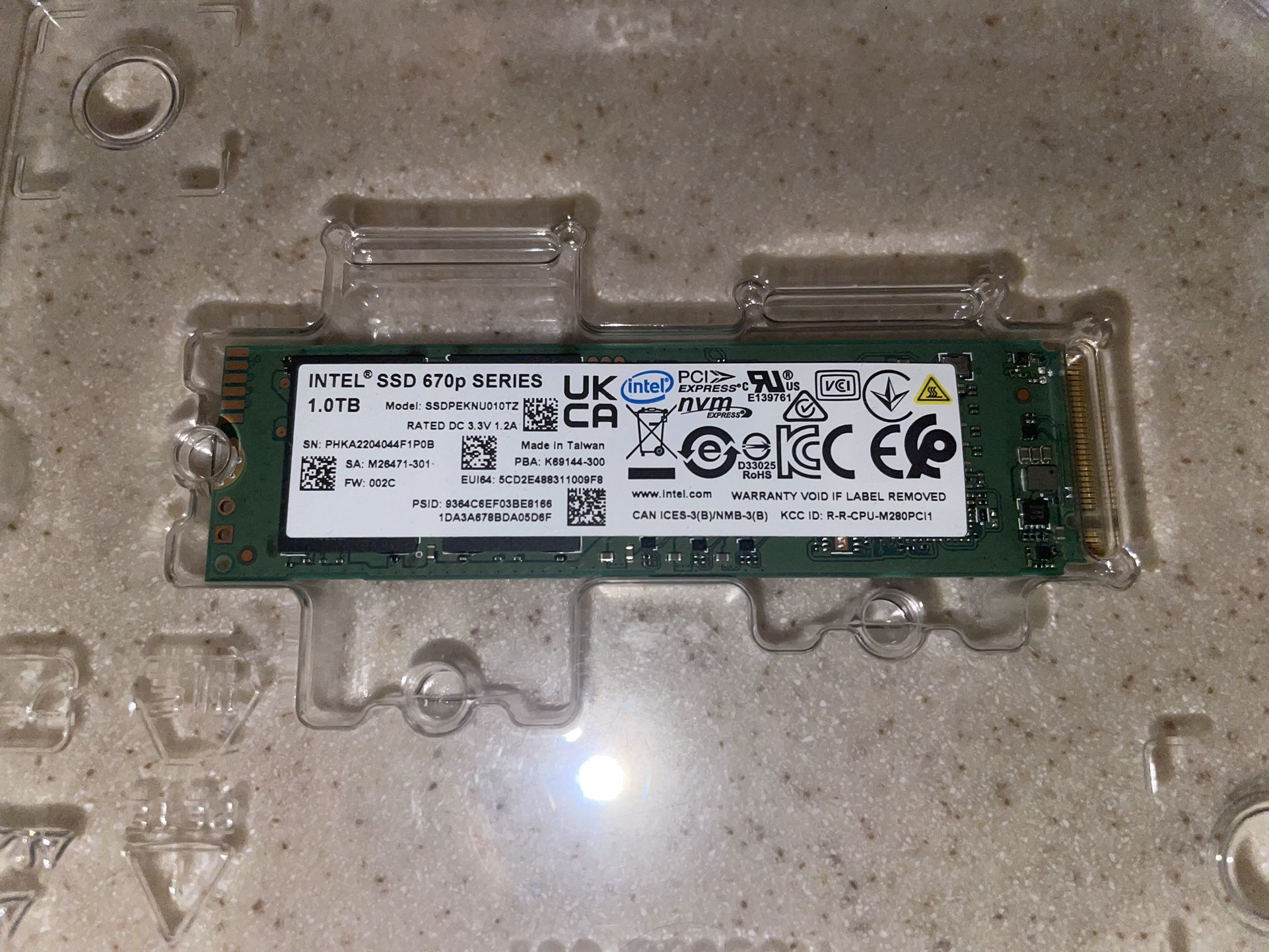 Intel 670p 1tb NVMe M.2 SSD