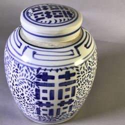 Antique Porcelain Double Happiness Blue White Porcelain Chinese Ginger Jar