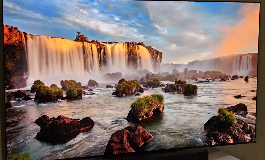 65" LG C2 OLED TV 4K