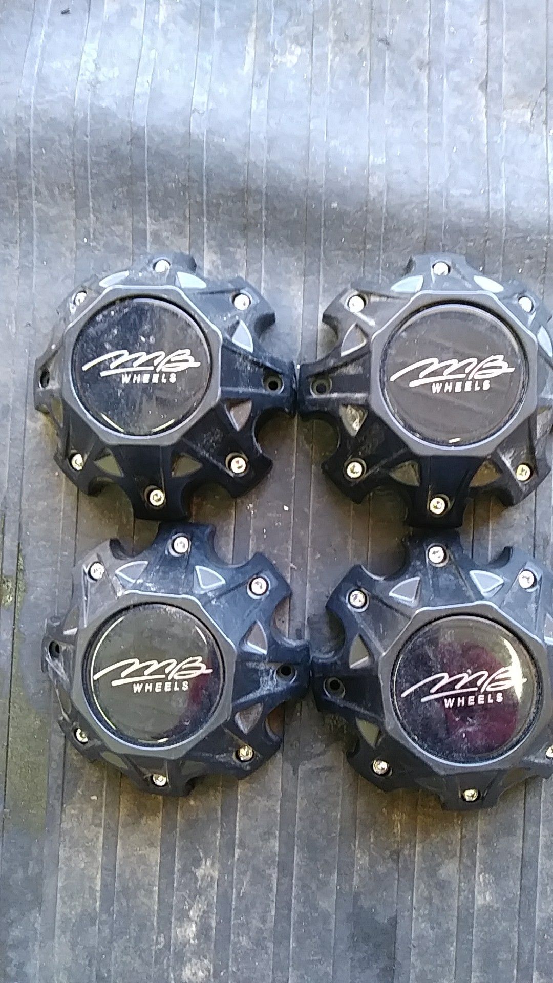 MB WHEELS center caps