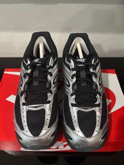 Nike Air Max Moto 2K Women’s size 8.5 Brand New