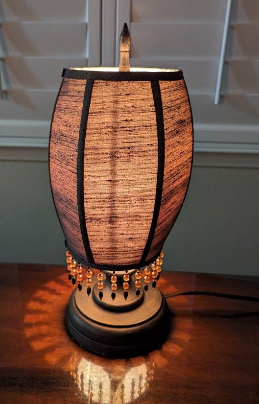 Vintage 14" Table Lamp