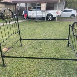 Antique Metal Bed 