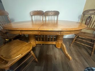 Kitchen table