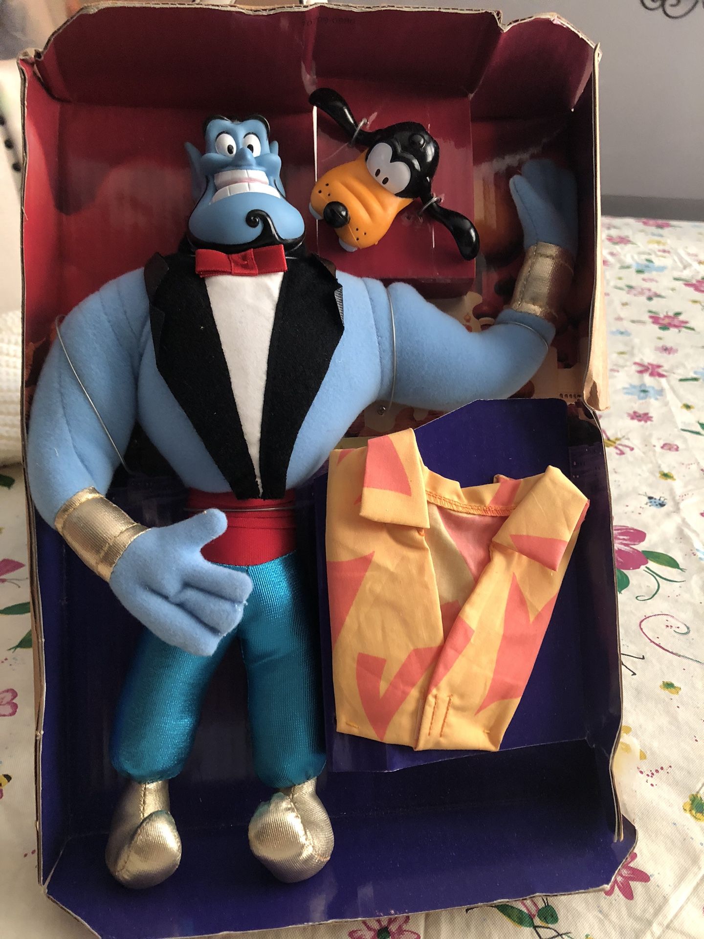DISNEY GENIE ALADDIN SEE PICTURES
