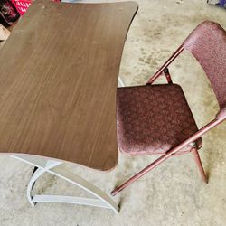 Couputer/ Reading Table And Chair Only $19