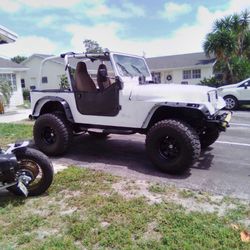 1994 white jeep wrangler 