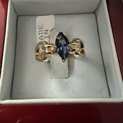 Vintage Gold Ring With Sapphire Solitaire 