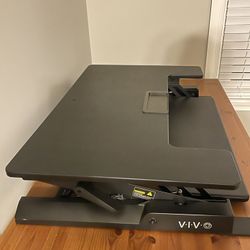 Hight Adjustable Standing Desk Vivo