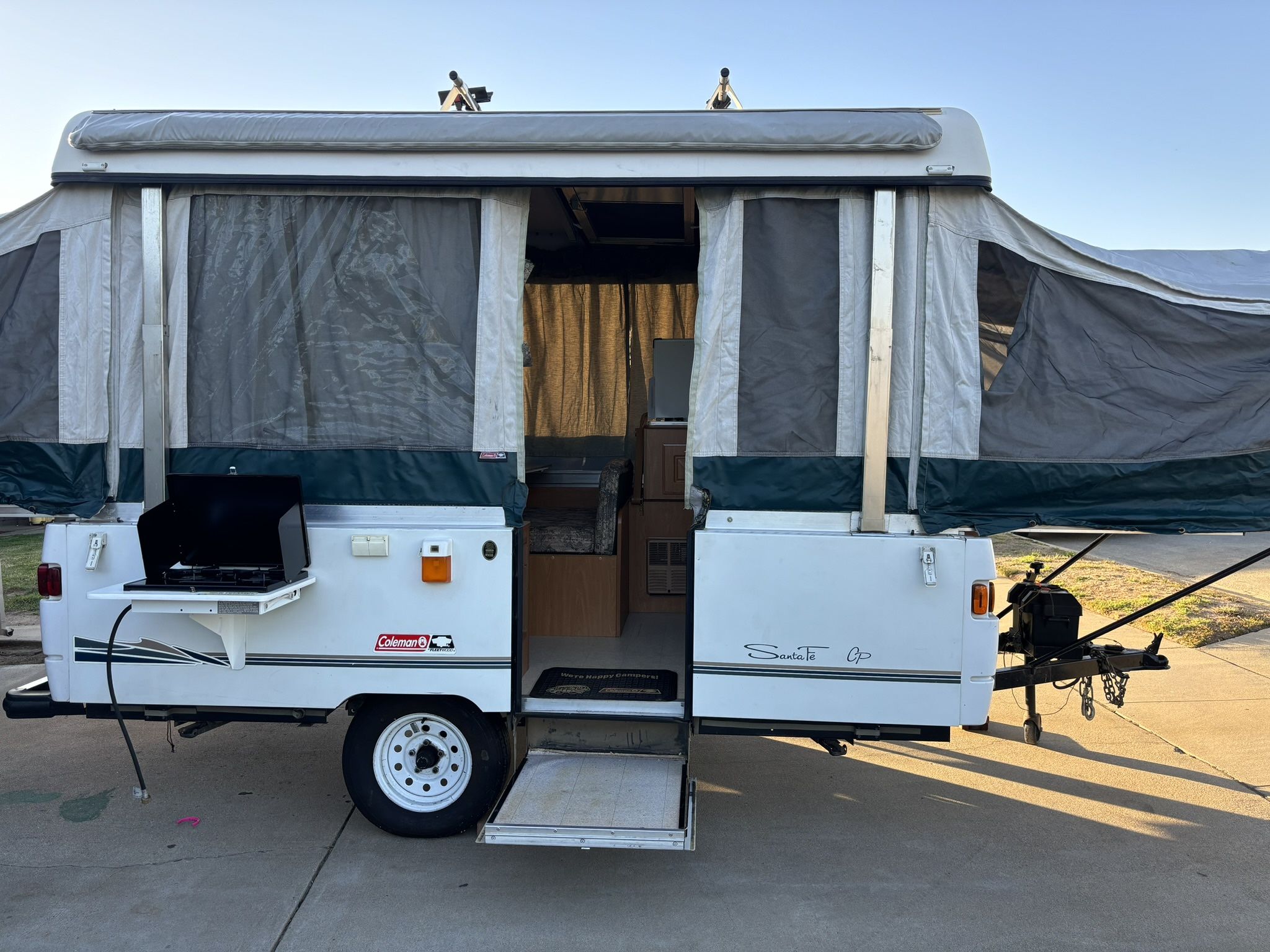 Coleman Fleetwood Pop up Trailer