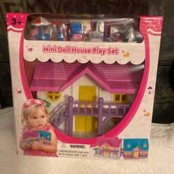 Mini Doll House Play Set 