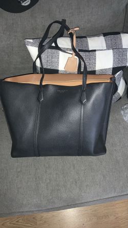 Tory Burch New York Perry Triple Compartment Leather Tote womens color black used good condition small pen and green mark  Authentic