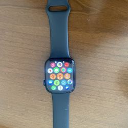 Apple Watch 8   45mm  