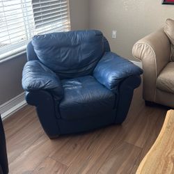 Free Couch 