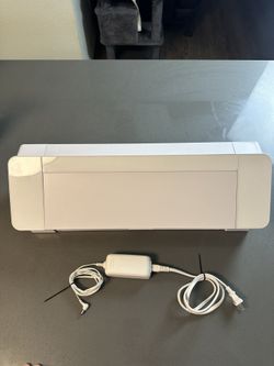 Cameo Sillouette 4 Vinyl Printer/Cutter W/ Tons Of Extras