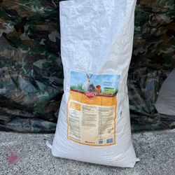 FREE Kaytee Kay Kob Bedding and Pad for Pets
