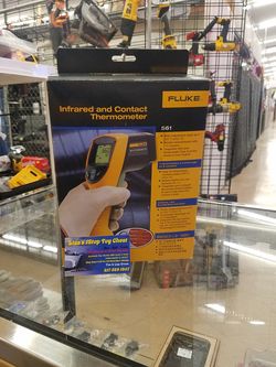 Fluke 561 Infrared and Contact Thermometer, Laser Sighting - New In Box