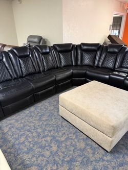 Seccionales Recliner in Stock // Disponibles// Manuales Power or