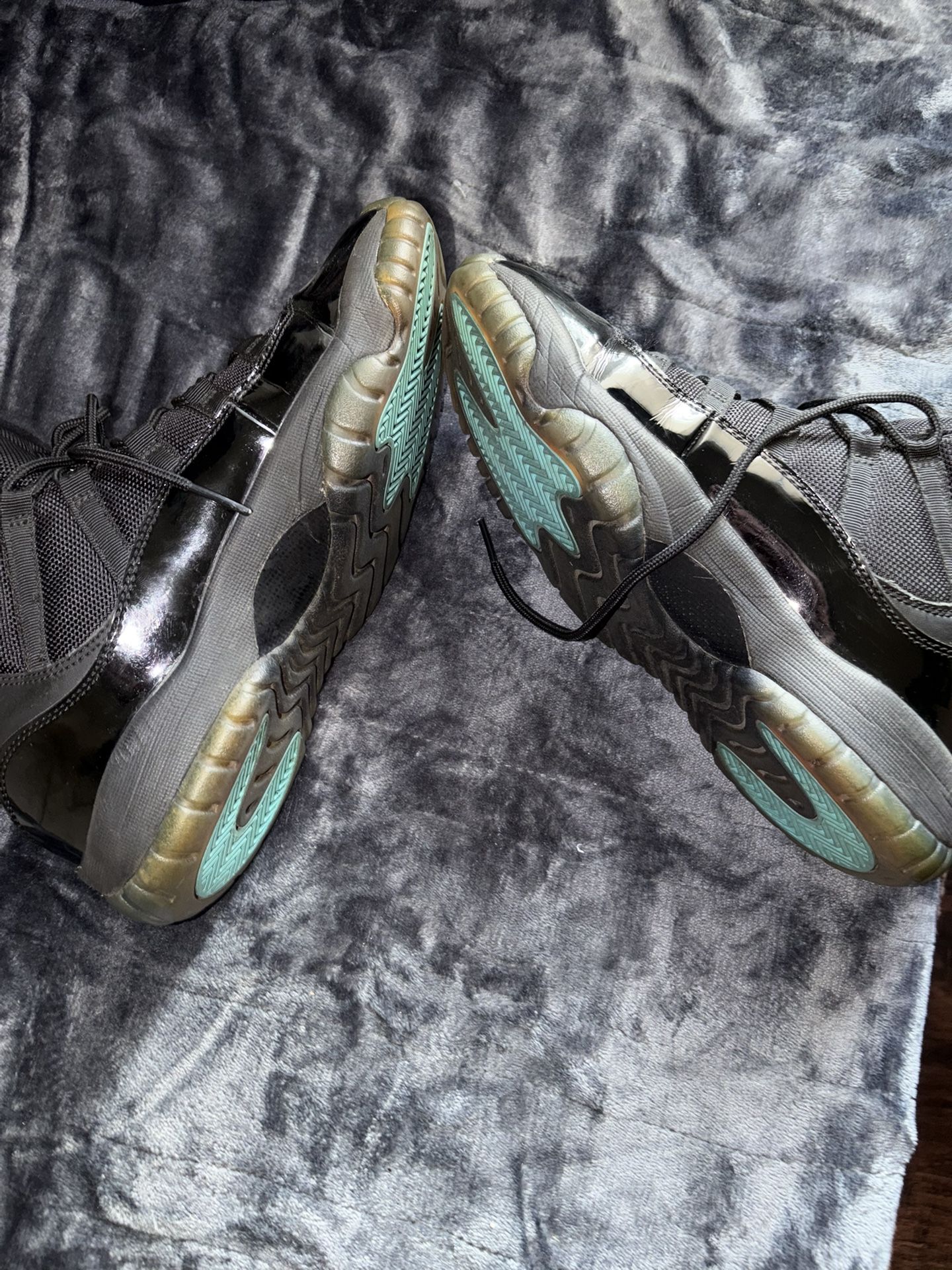 2013 Retro Jordan 11 Gamma Size 7y