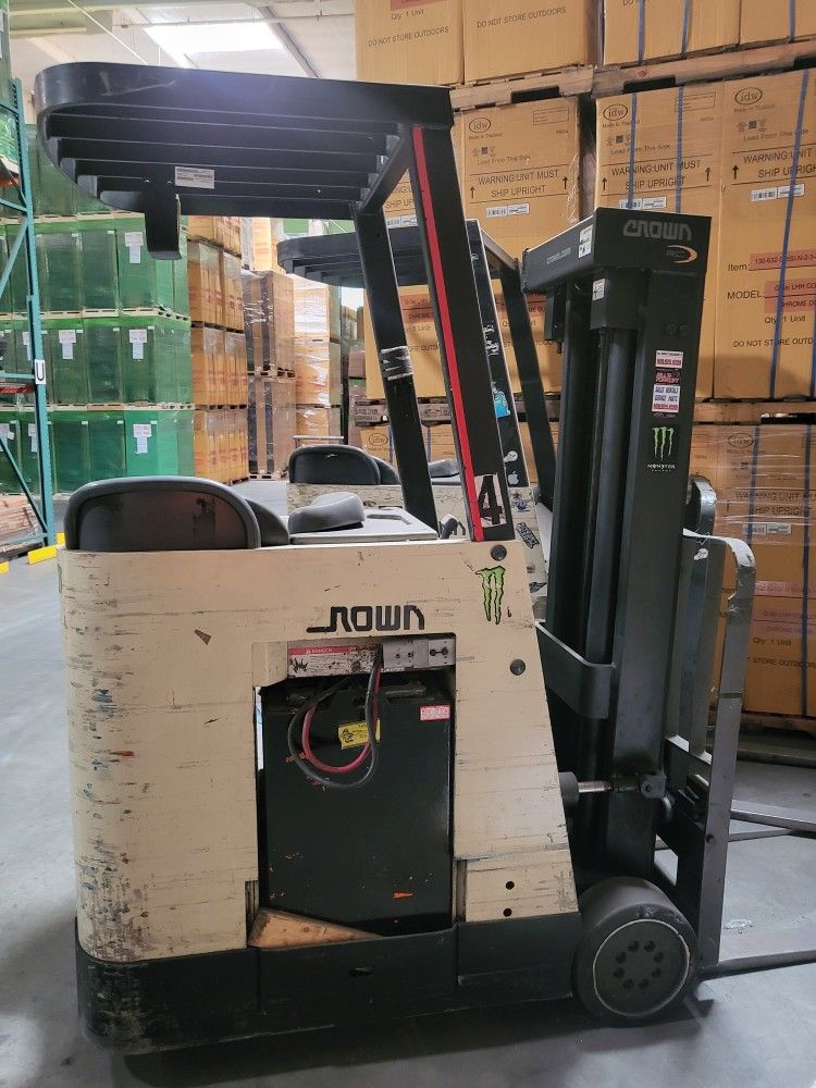 I have 2 Crown Electric Forklifts RC 3000 Model. 3000 Lb Lift 3 Stage .