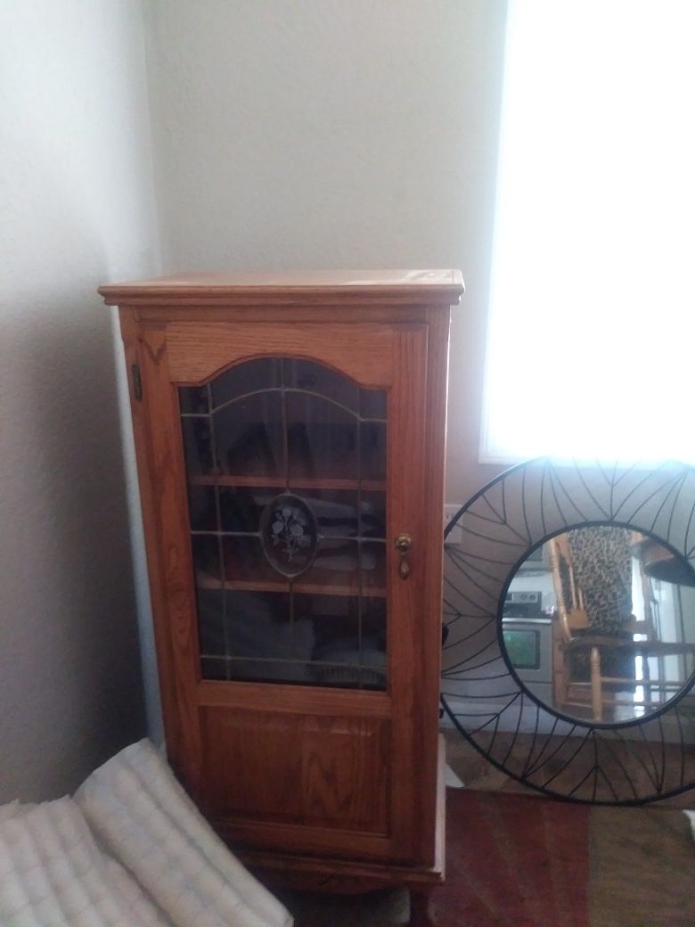 Small Armoire. Cabnit glass door