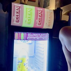 Mini Cooler [fridge]