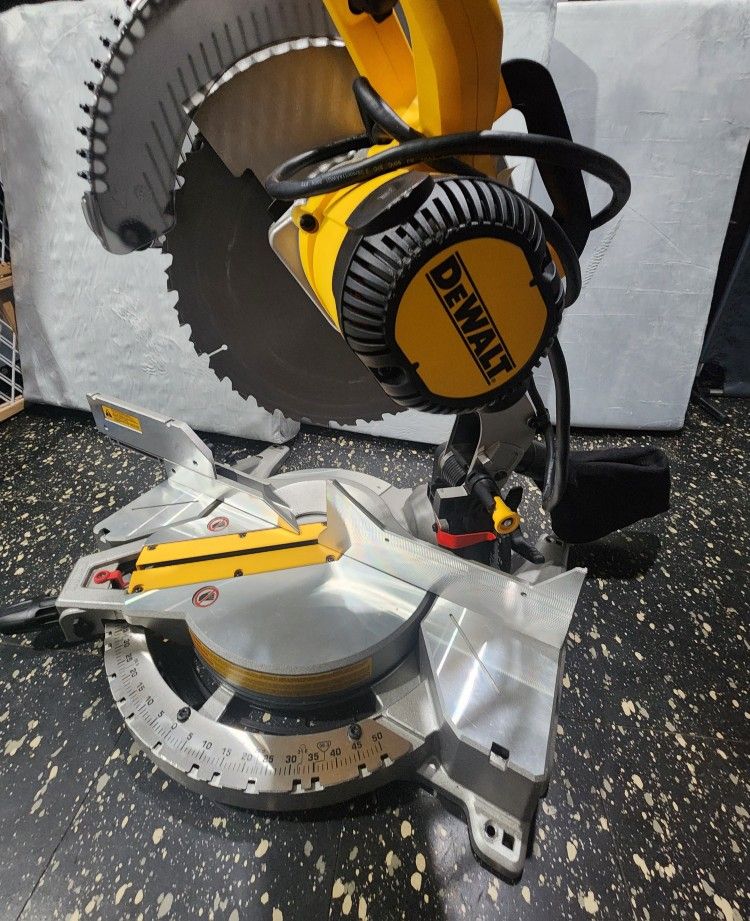 Dewalt Chop Saw Brand New Condition