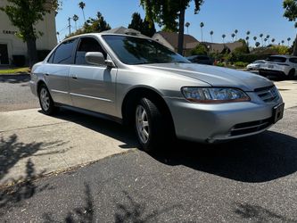 2003 Honda accord 4 cyl special edition 192000 miles 192 k One owner garaged in SHOW CONDITION IN AND OUT AND MECHANICALLY ORIGINAL WINDOW STICKER! Po
