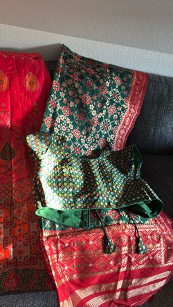 Large  new women beautiful lahanga set only $20