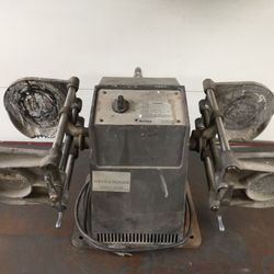 Commercial Red Devil - Dual Can Paint Shaker 