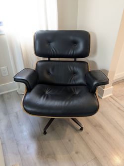 Eames Style Chair Replica