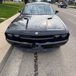 2010 Dodge Challenger Mechanics Special Needs TLC SOLD AS IS  current Registration with Clean Pink In Hand