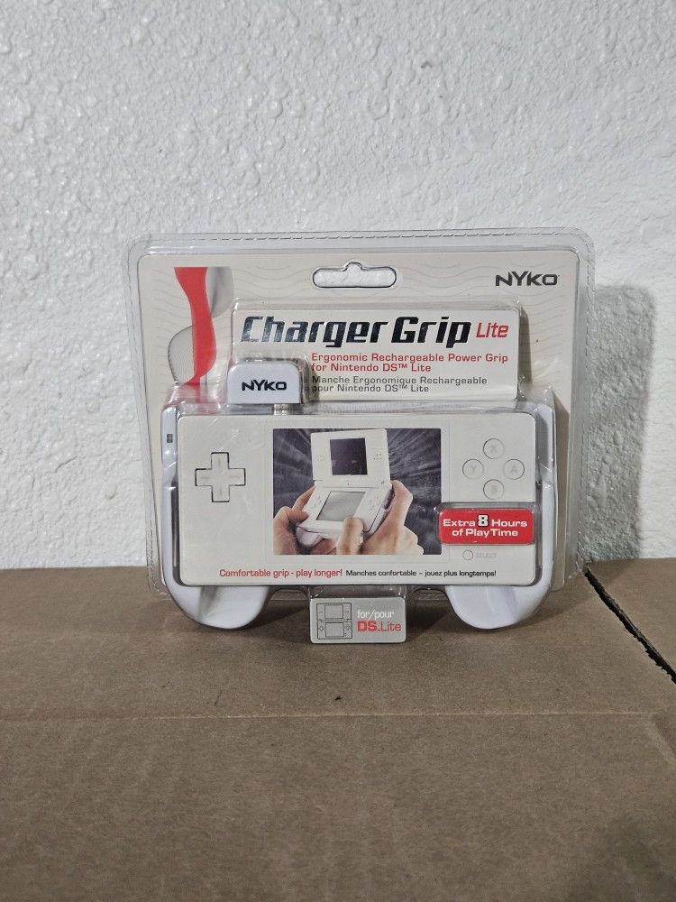 NYKO Charger Grip Lite for Nintendo DS Lite White