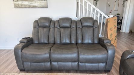 Reclining leather sofa set
