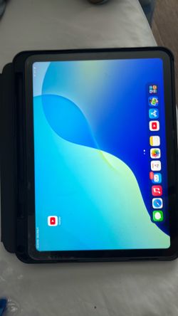 iPad 10 gen (blue)