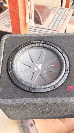 Two 12inch kicker subwoofer