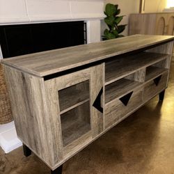 TV stand / Console Table