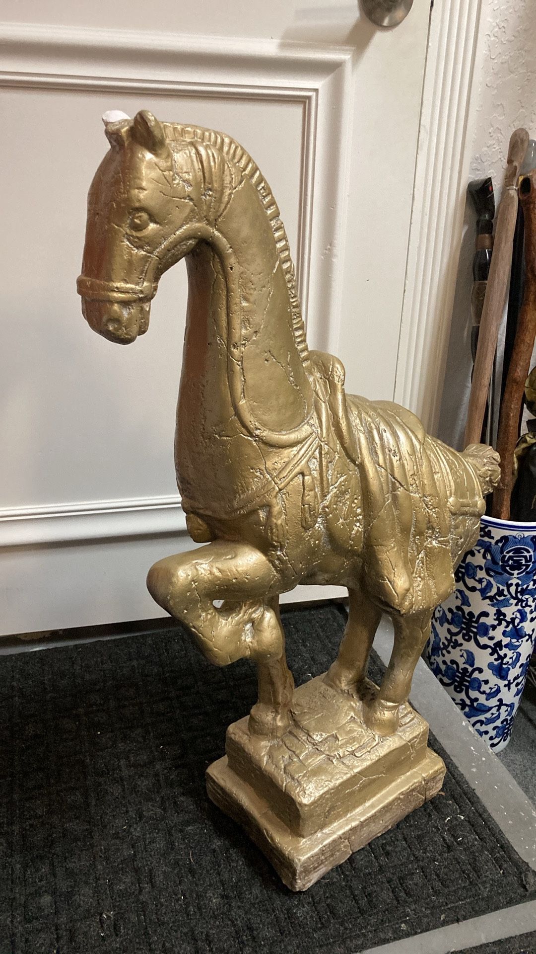 30” Chinese Asian Chinoiserie Japanese Tang Horse “PF Chang” statue. Heavy, solid cement or plaster!