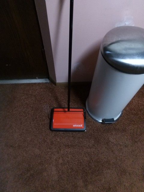 BISSELL Push Sweeper