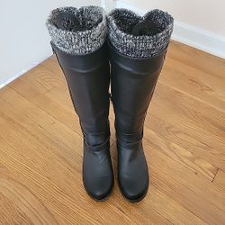 Shoedazzle Finley Quilted Flats Boots Standered Fit 