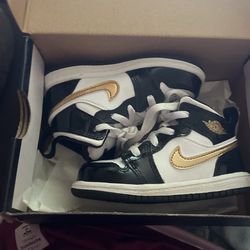 Jordan 1 Mid Se (td) Size 7c