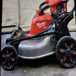 MILWAUKEE M18 FUEL BRUSHLESS SELF PROPELLED LAWN MOWER TOOL ONLY NEW 