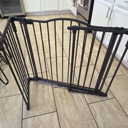 Metal Dog/Child Safety Gate