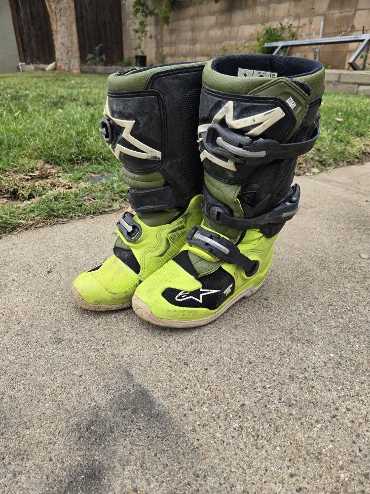 Alpinestar Tech 7s Military Green Size 2 Youth Boots