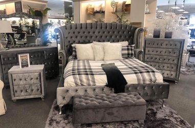 Beautiful Gray Q or K Set - Other Colors Ava. - SAME DAY DELIVERY 🚚